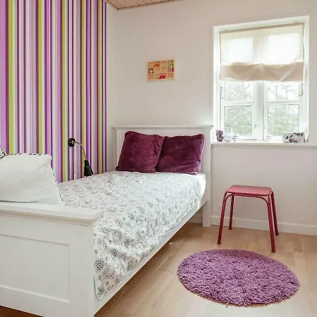 Three-bedroom Holiday In 6 Σπίτι διακοπών Dannemare